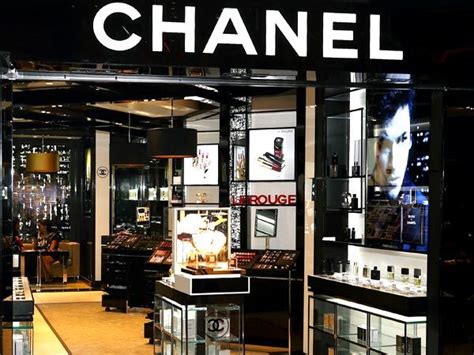 chanel fragrance & beauty saket photos